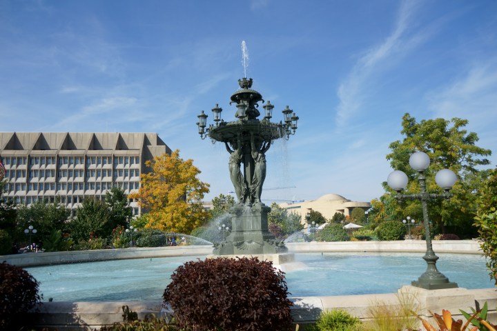 Smithsonian Architecture Walking Tour