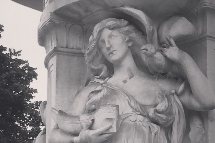 a sculpture of a person